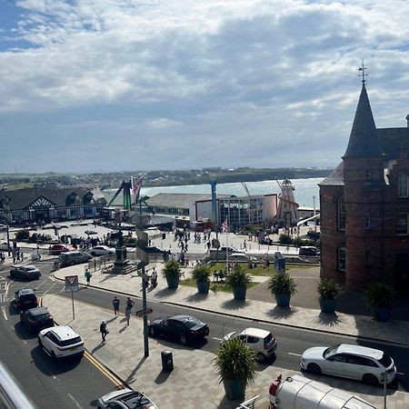 Penthouse Apartment - Town Centre, Sea Views, Secure Parking Portrush Exterior foto